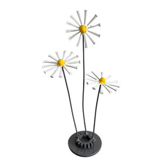 Daisy Sculpture