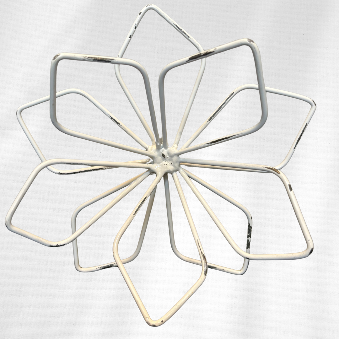 Distressed White Steel Water Lily Sculpture – 3D Handcrafted Metal Flower Art – Artfully Shaped by Hand | Tabletop, Shelf, or Wall-Hanging Décor | Gift for Garden & Flower Lovers