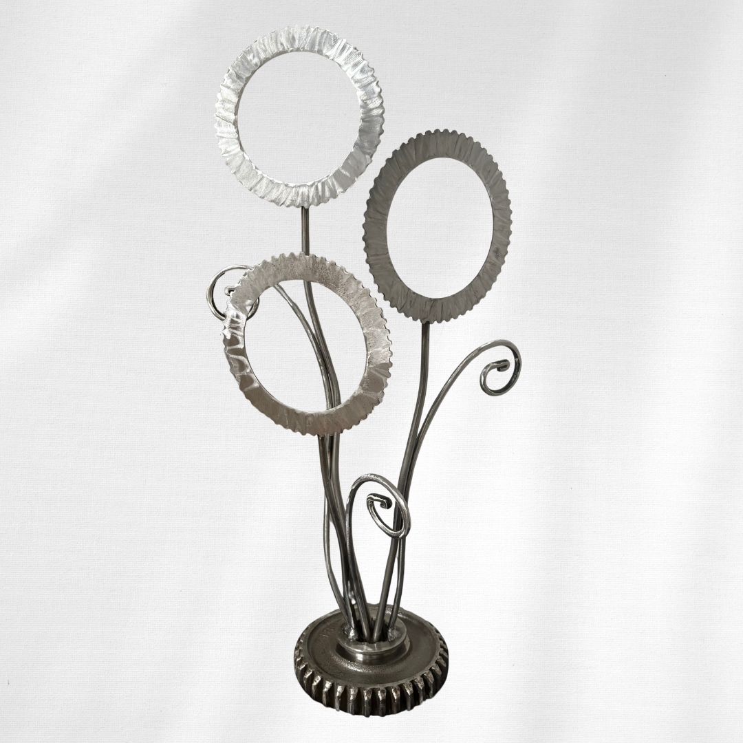 Upcycled Metal Flower Bouquet Sculpture – Handmade Recycled Steel Garden Art, One-of-a-Kind Industrial Flower Decor