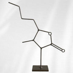 Bourbon Molecule Sculpture – Handmade Metal Bourbon Decor – Whiskey Lover Gift – Distillery Bar Art – Modern Industrial Tabletop Sculpture