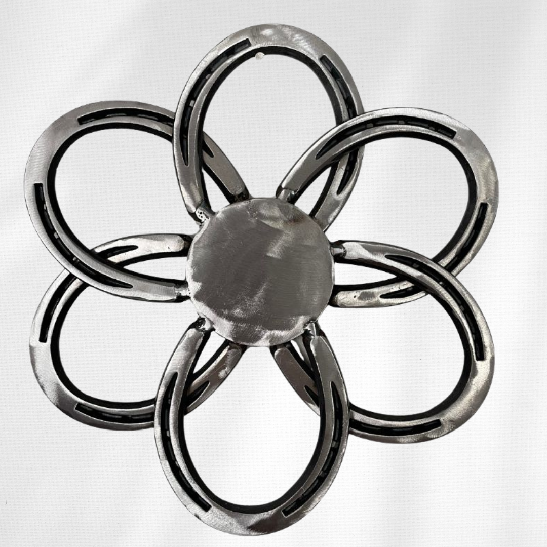 Horseshoe Flower Wall Art – Handmade Metal Flower Decor – Rustic Farmhouse Steel Wall Hanging – New Horseshoe Metal Art – Glossy Clear Coat Finish